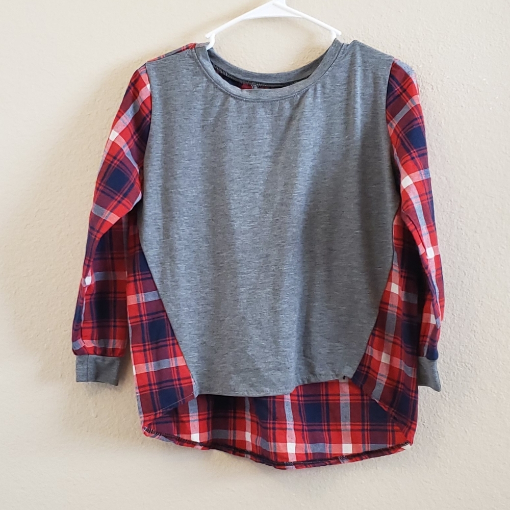 Style flannel red blue gray long sleeve top  M